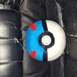 2017 Tomy Great pokeball plush